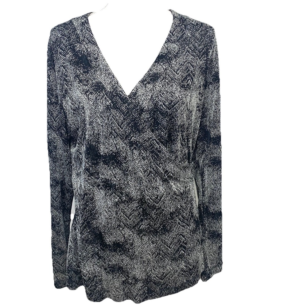 Chicos Travelers 3 Long Sleeve Top XL Black Print V Neck Stretch Business Casual